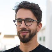 Carlos-Oliveira Carlos-Oliveira